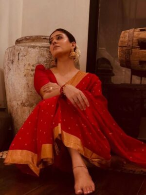 Nayanthara Saree - Red